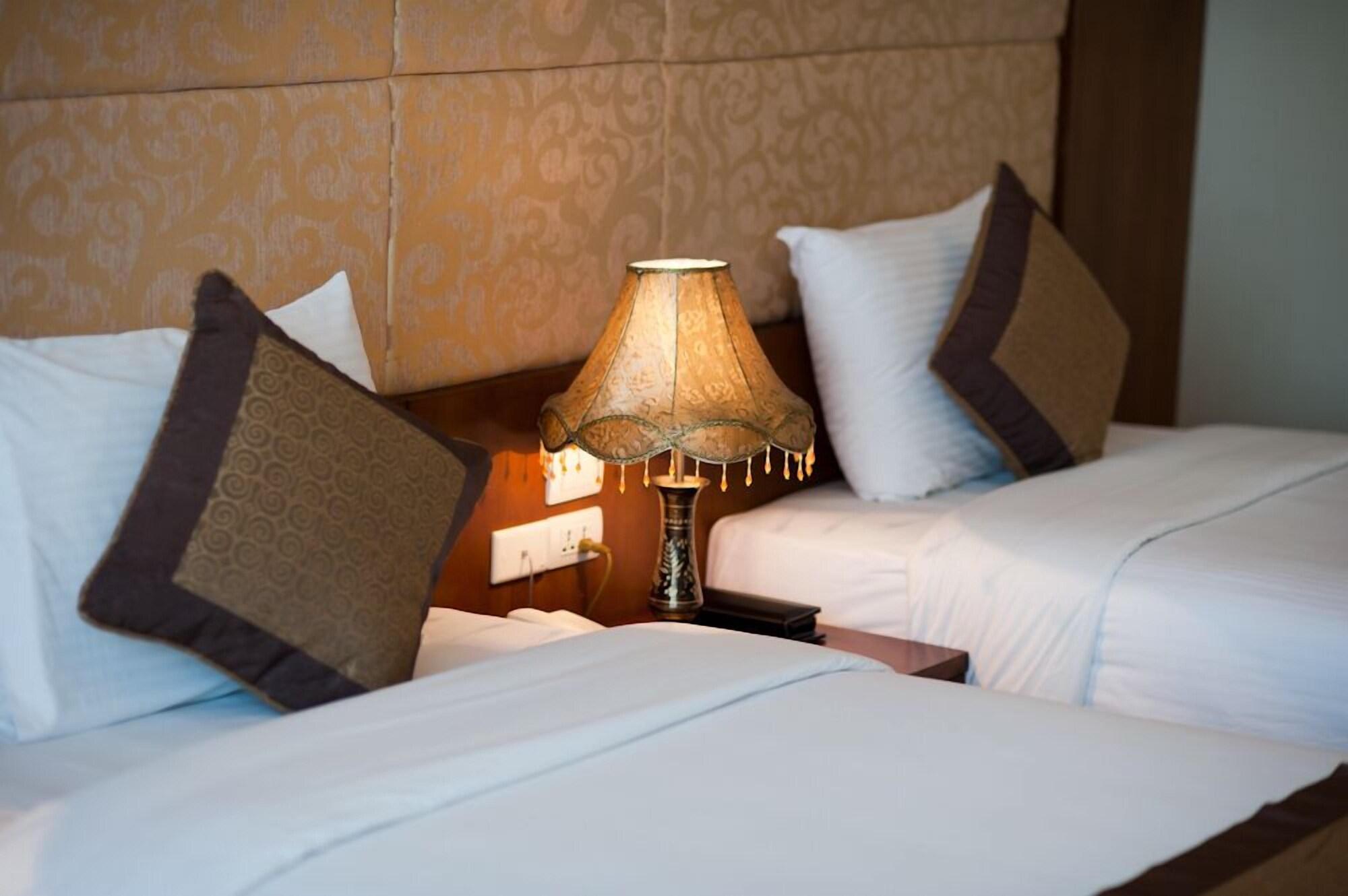 Muong Thanh Grand Xa La Hotel Hanoi Bagian luar foto
