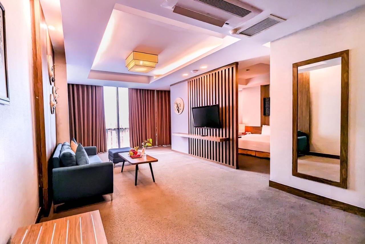 Muong Thanh Grand Xa La Hotel Hanoi Bagian luar foto