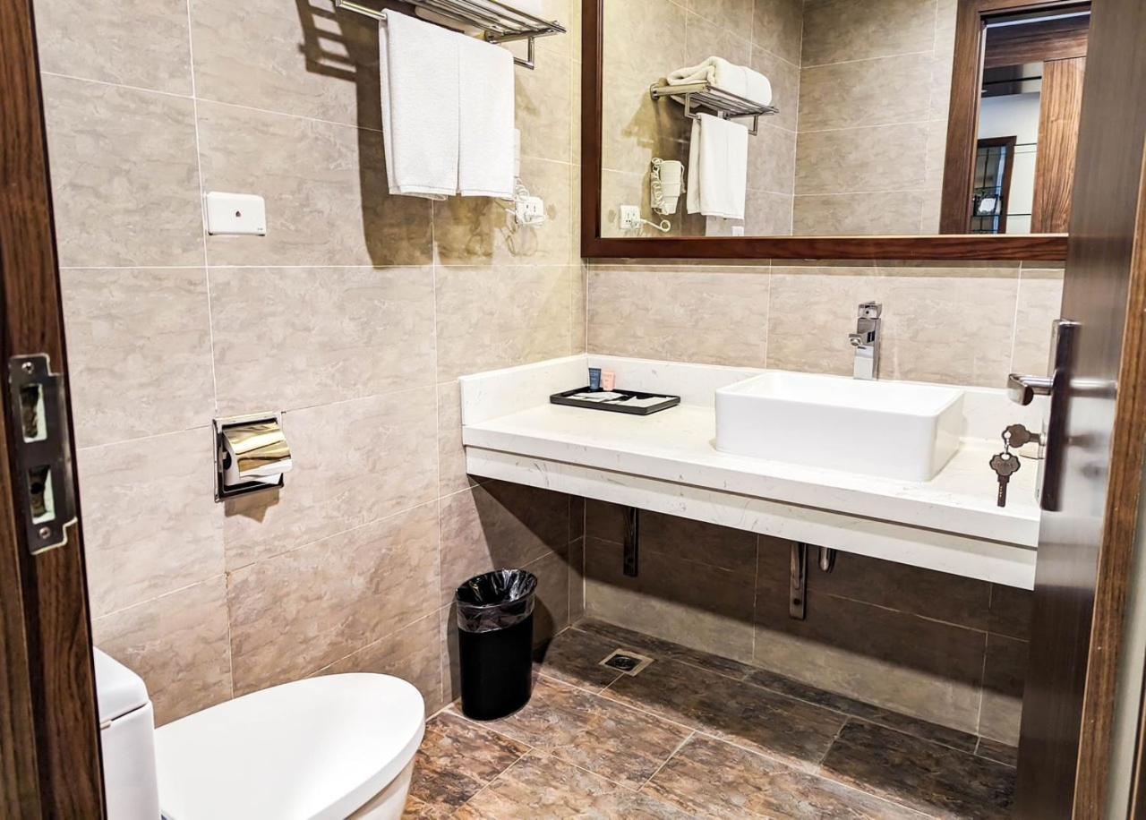 Muong Thanh Grand Xa La Hotel Hanoi Bagian luar foto