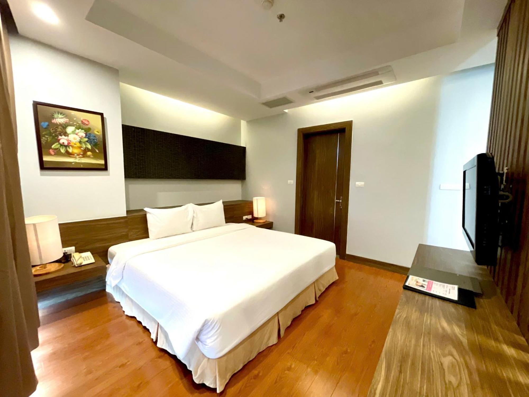 Muong Thanh Grand Xa La Hotel Hanoi Bagian luar foto