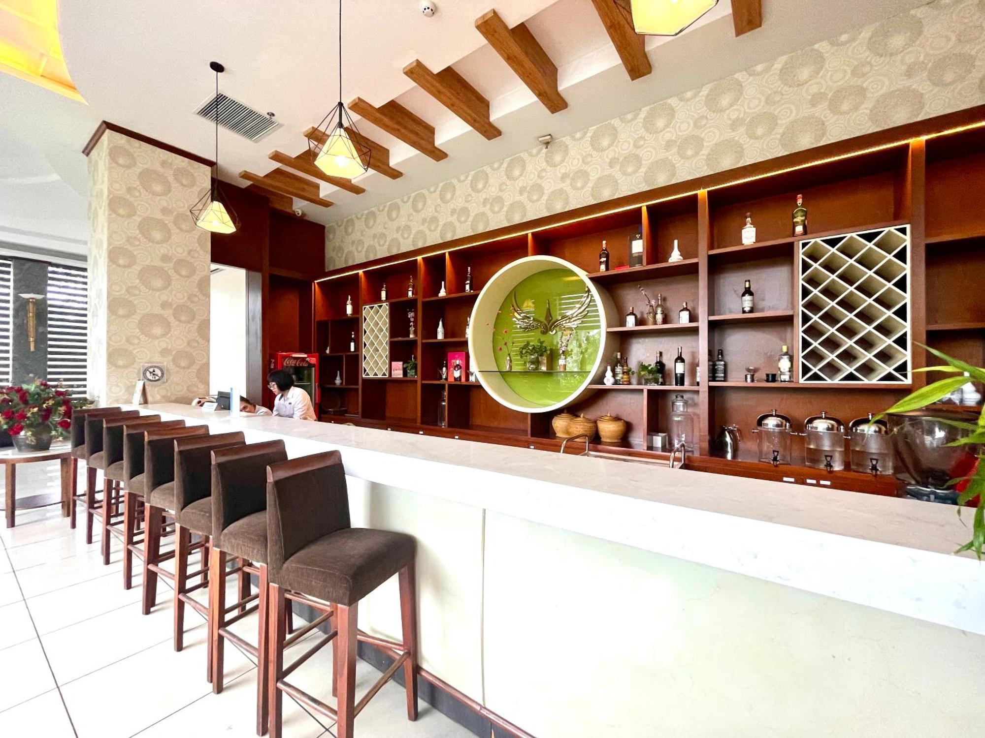 Muong Thanh Grand Xa La Hotel Hanoi Bagian luar foto