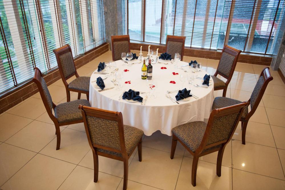 Muong Thanh Grand Xa La Hotel Hanoi Bagian luar foto