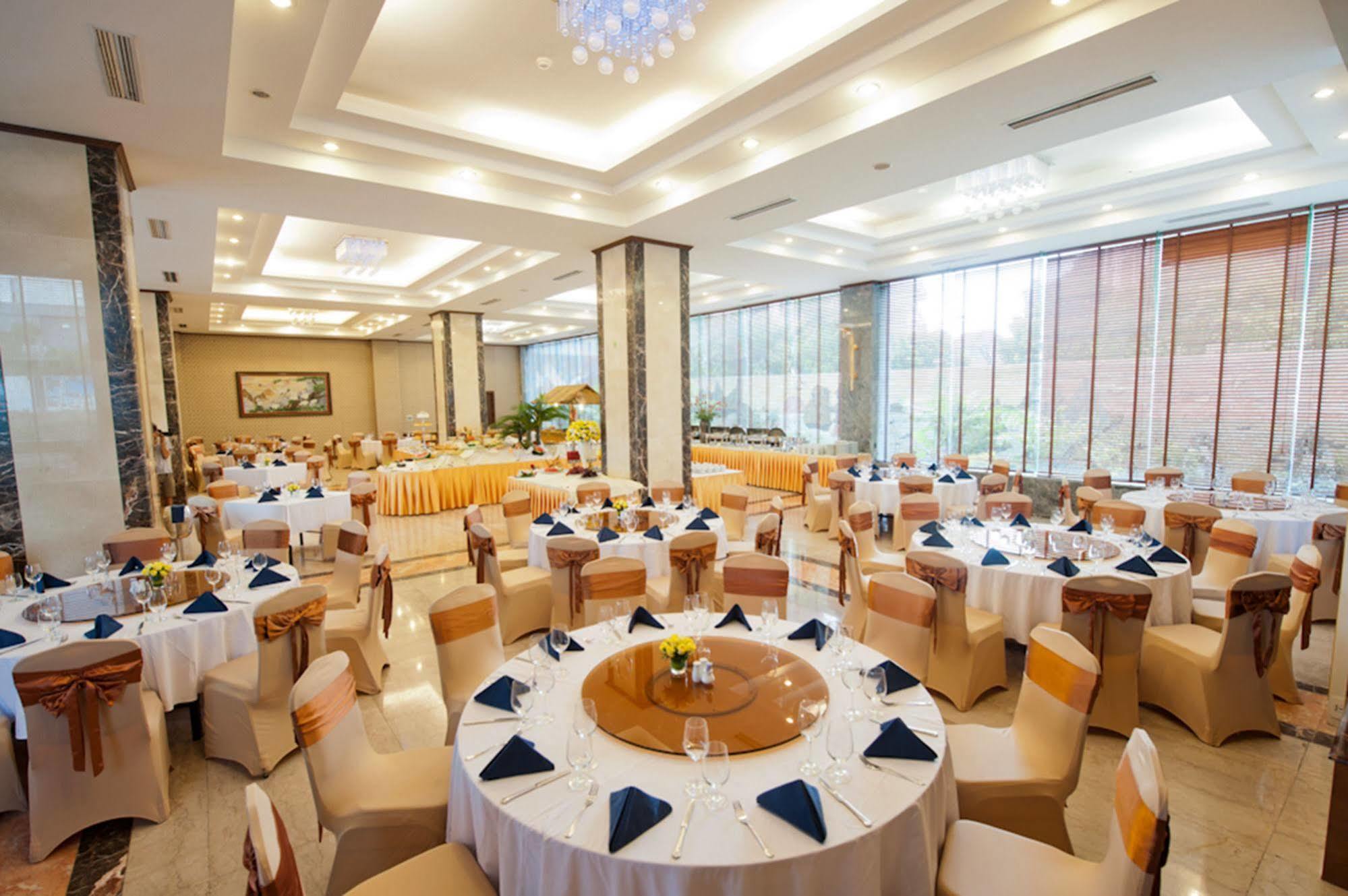 Muong Thanh Grand Xa La Hotel Hanoi Bagian luar foto