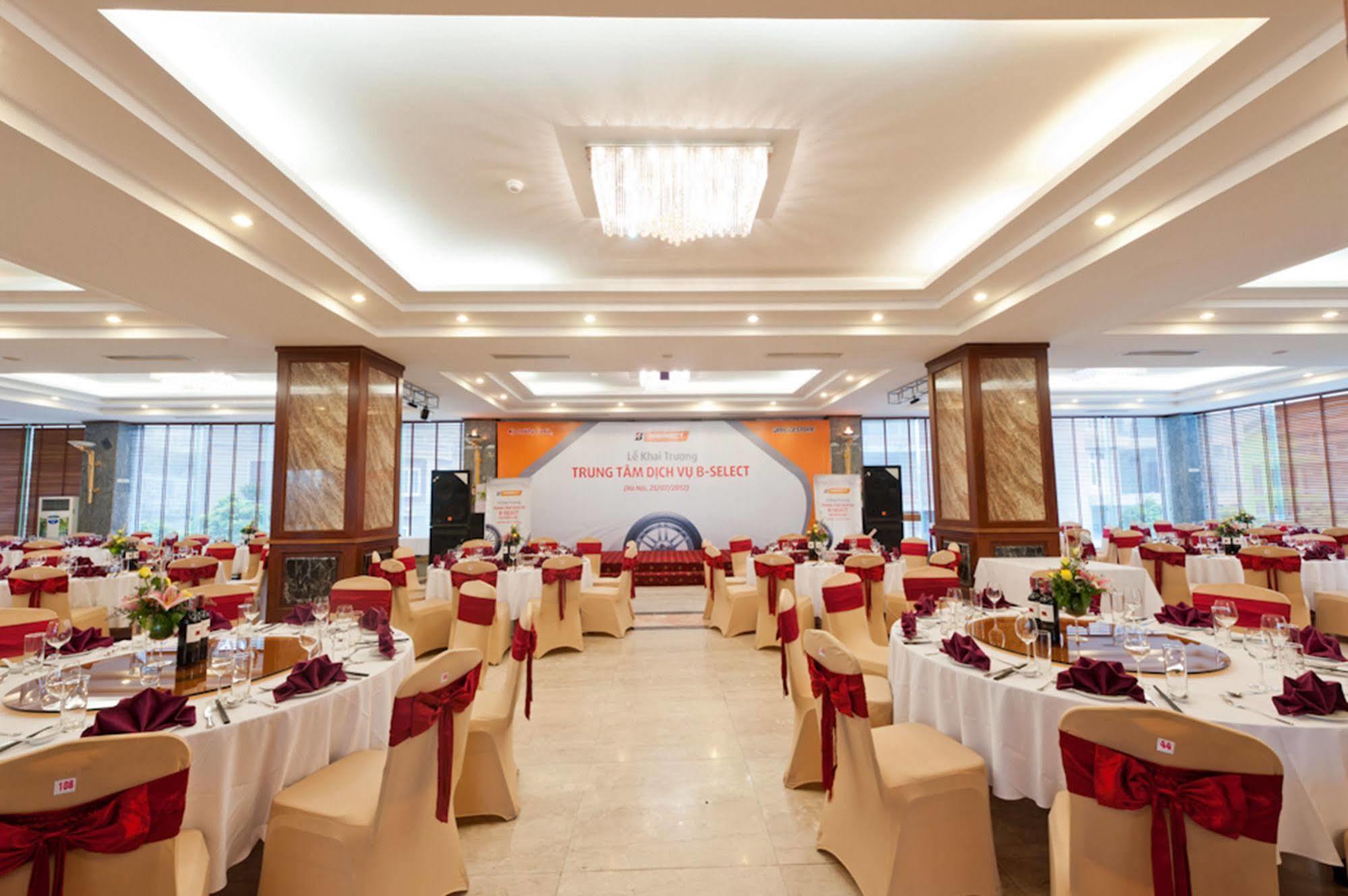 Muong Thanh Grand Xa La Hotel Hanoi Bagian luar foto